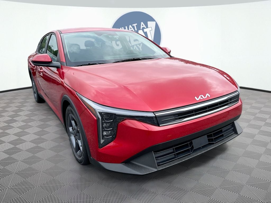 2026 Kia K4 — rear three-quarter view