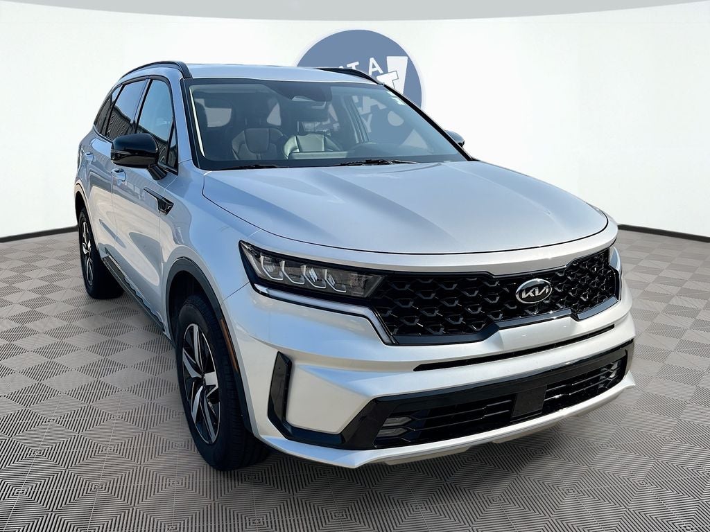 2021 Kia Sorento — rear three-quarter view