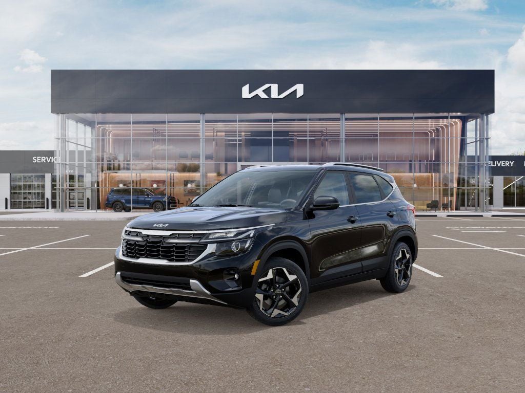 2026 Kia Seltos EX in Fusion Black — front three-quarter view