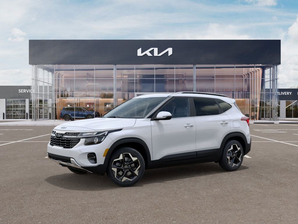 2025 Kia Seltos — rear three-quarter view